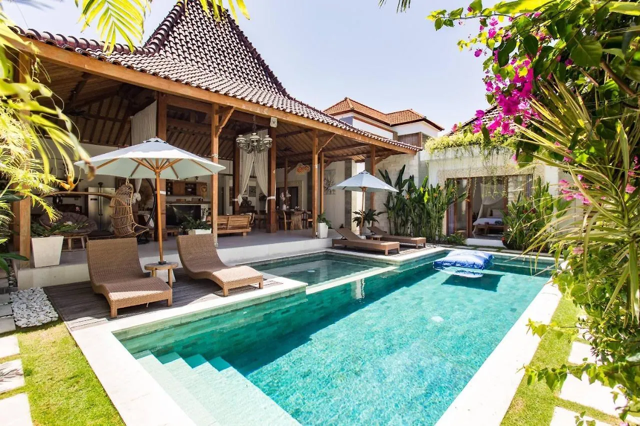 Kubu Joglo Villa Seminyak Indonésie