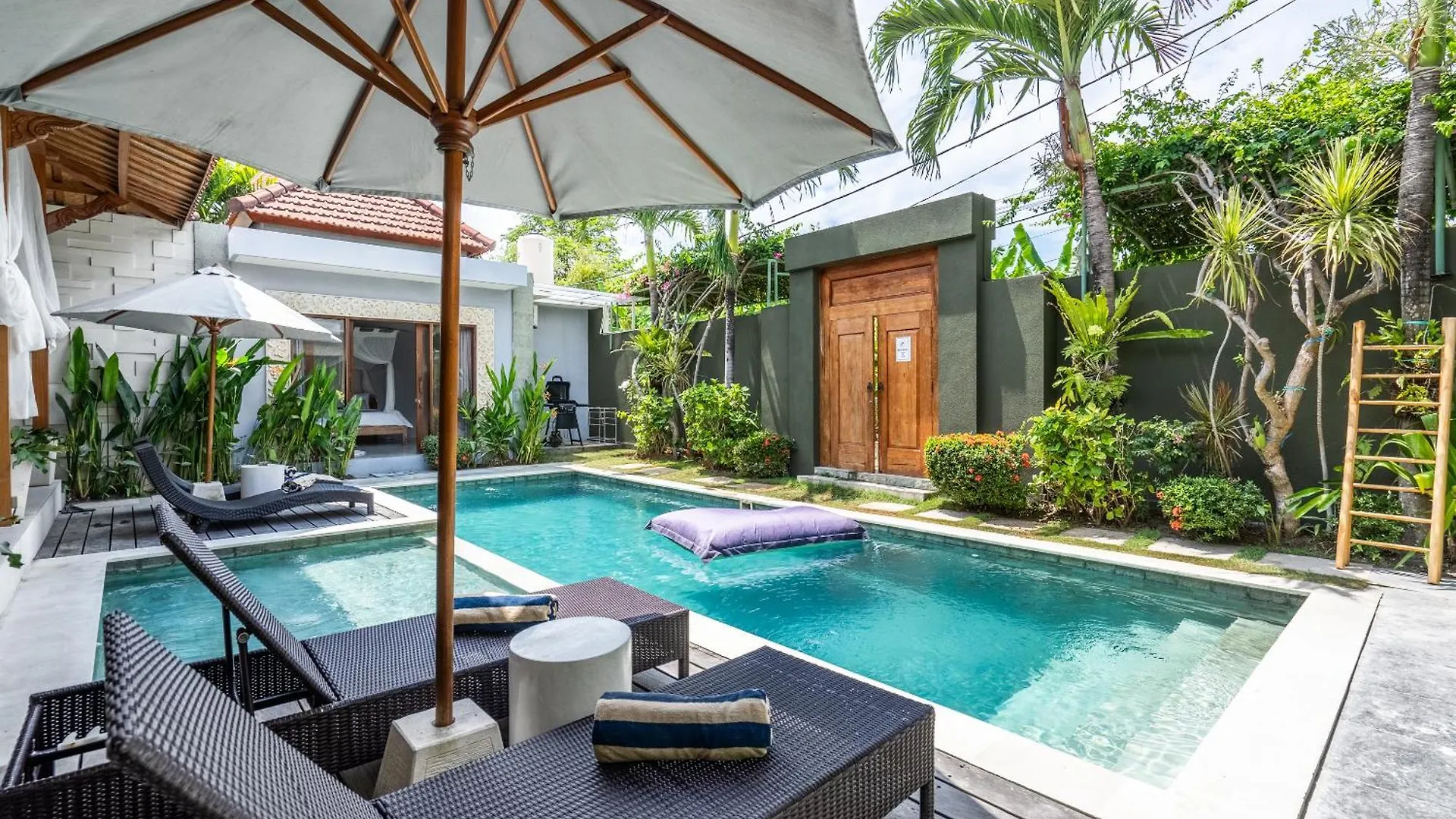 Kubu Joglo Villa Seminyak 0*,  Indonésie