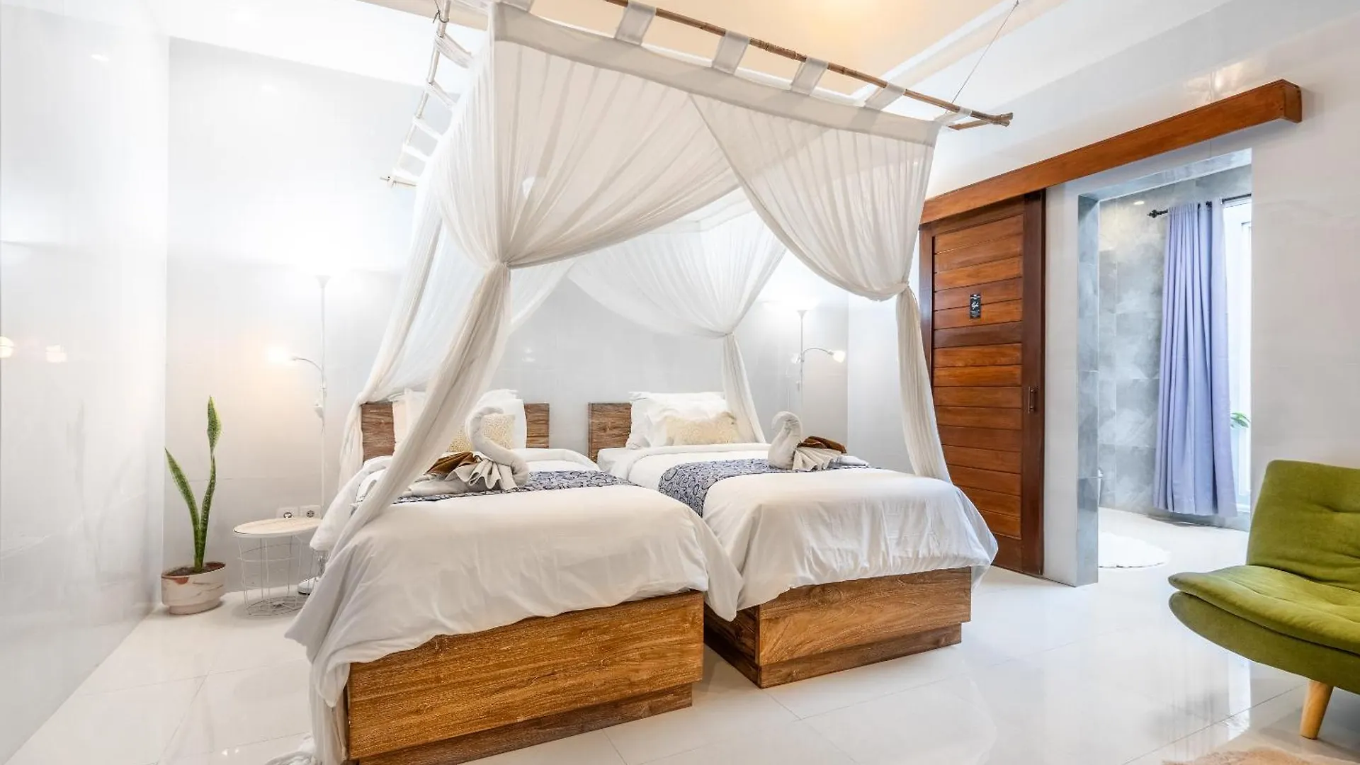 Kubu Joglo Villa Seminyak