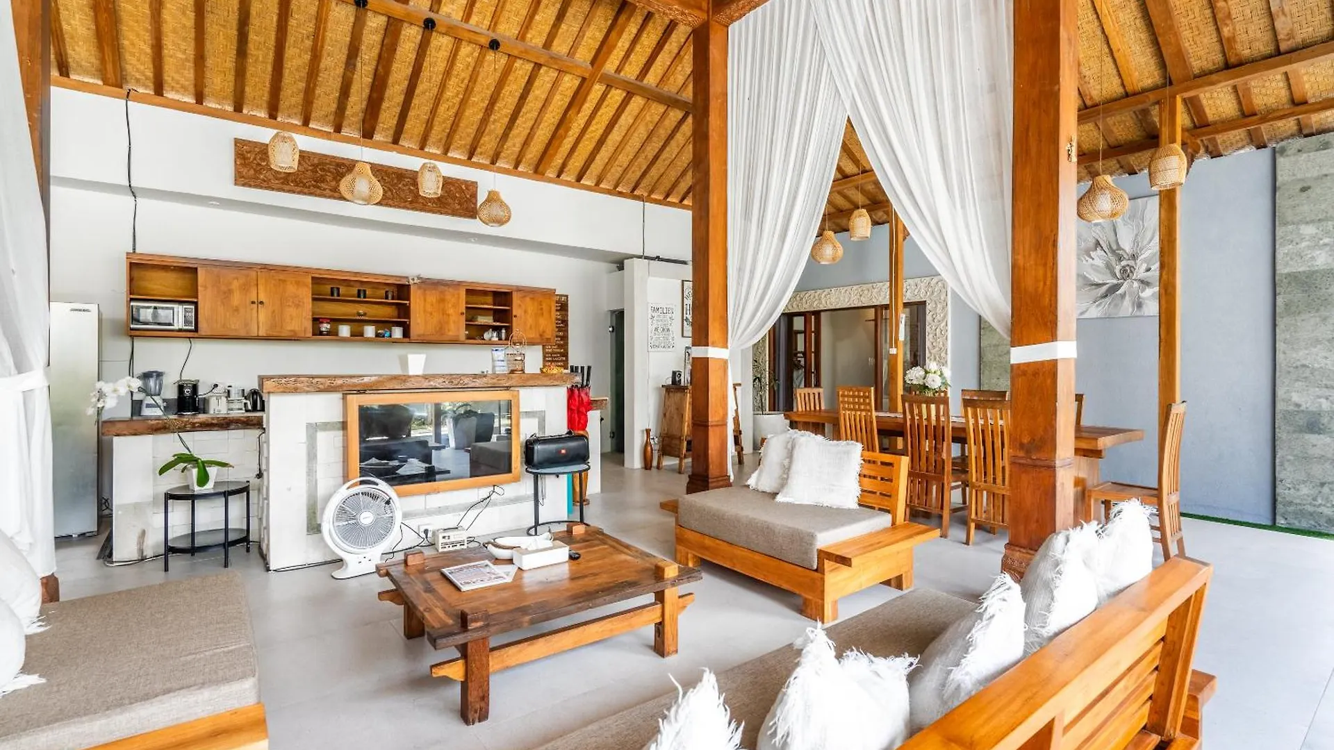 Kubu Joglo Villa Seminyak
