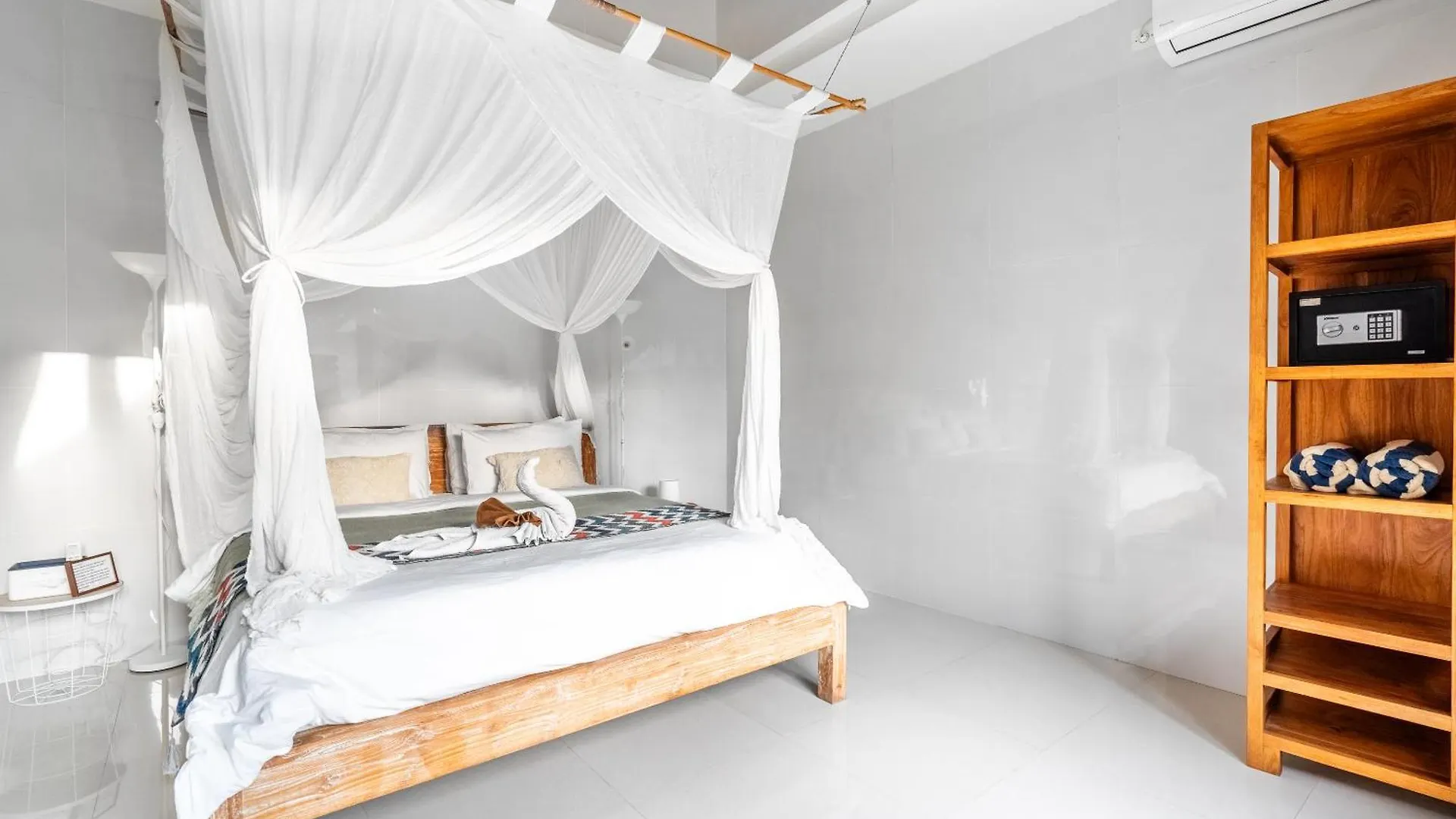 Kubu Joglo Villa Seminyak  0*, Seminyak (Bali)
