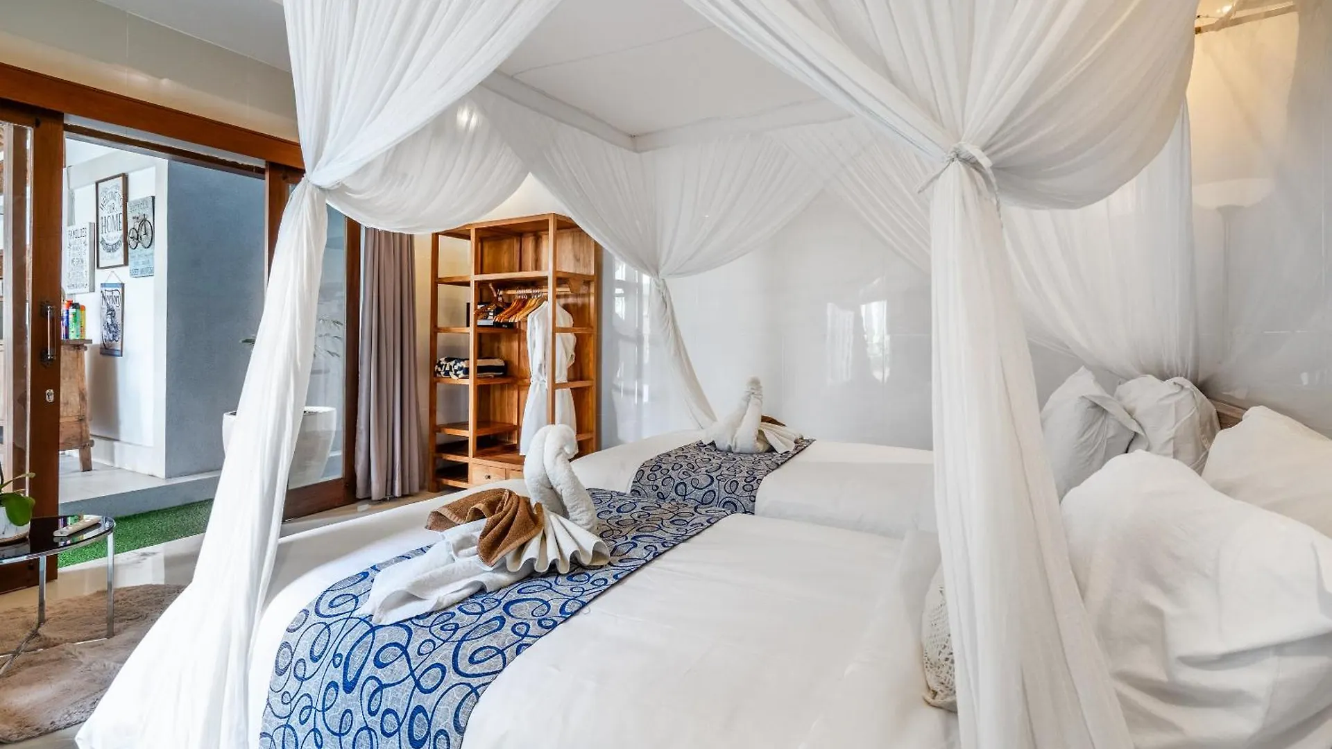 Kubu Joglo Villa Seminyak   Seminyak (Bali)